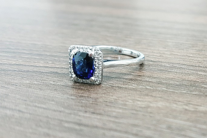 Everything There Is to Know About September's Birthstone Sapphire Everything There Is to Know About September's Birthstone Sapphire