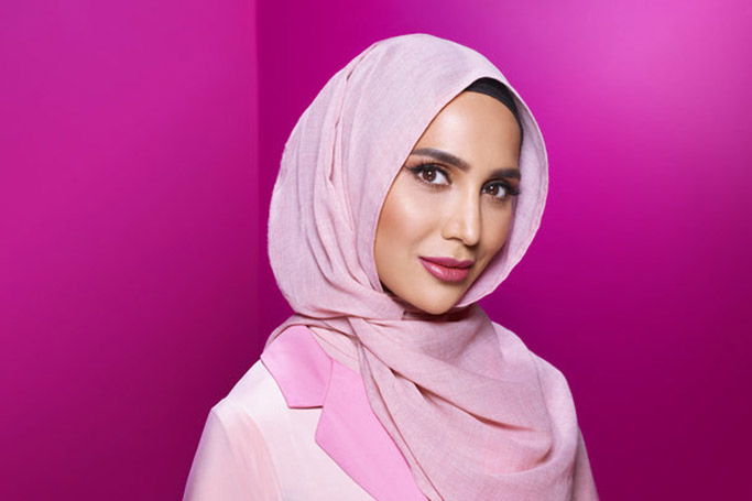 Hijab-Wearing Amena Khan Stars In New L’Oréal Paris Hair Ad