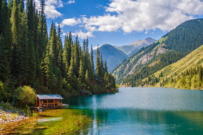image credit: tresors-dumonde.com 10 Stunning Locations Less Than 5 Hours Away From Dubai