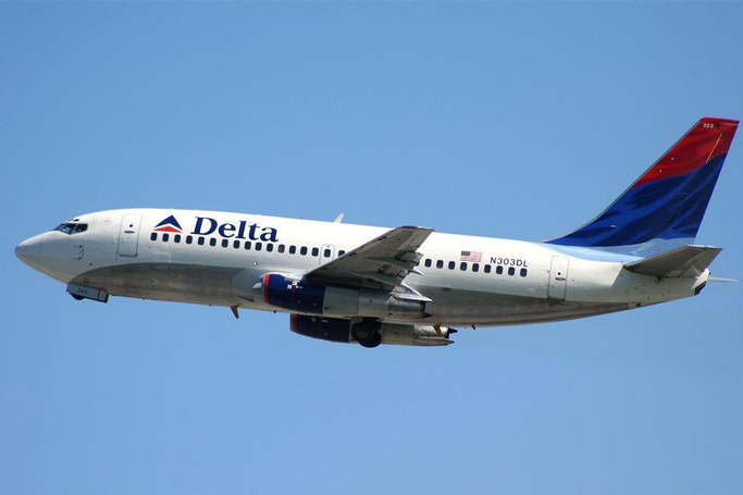 This Woman Found Poop In Her Delta Airline Blanket