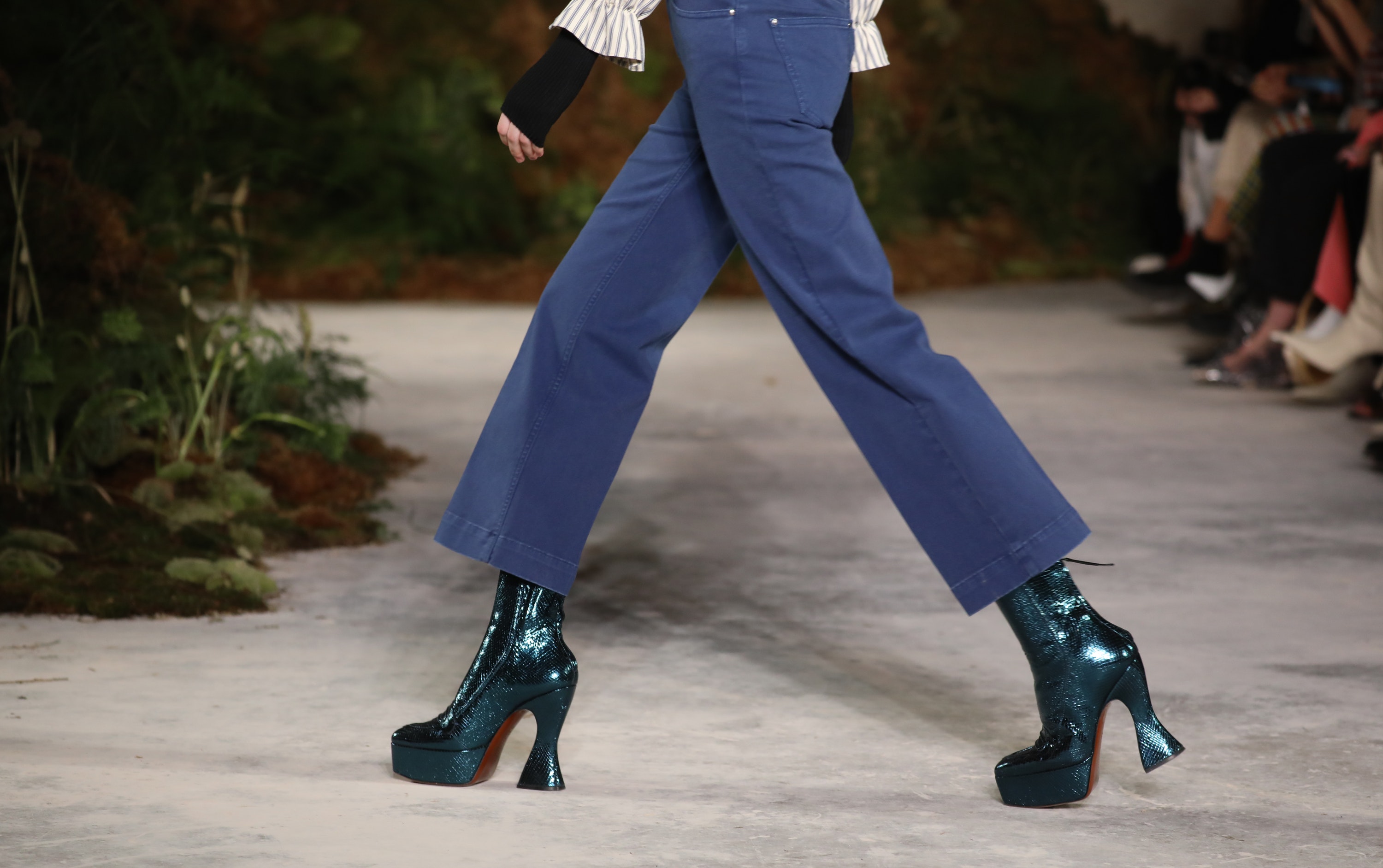 Platform boots at Alexa Chung AW19