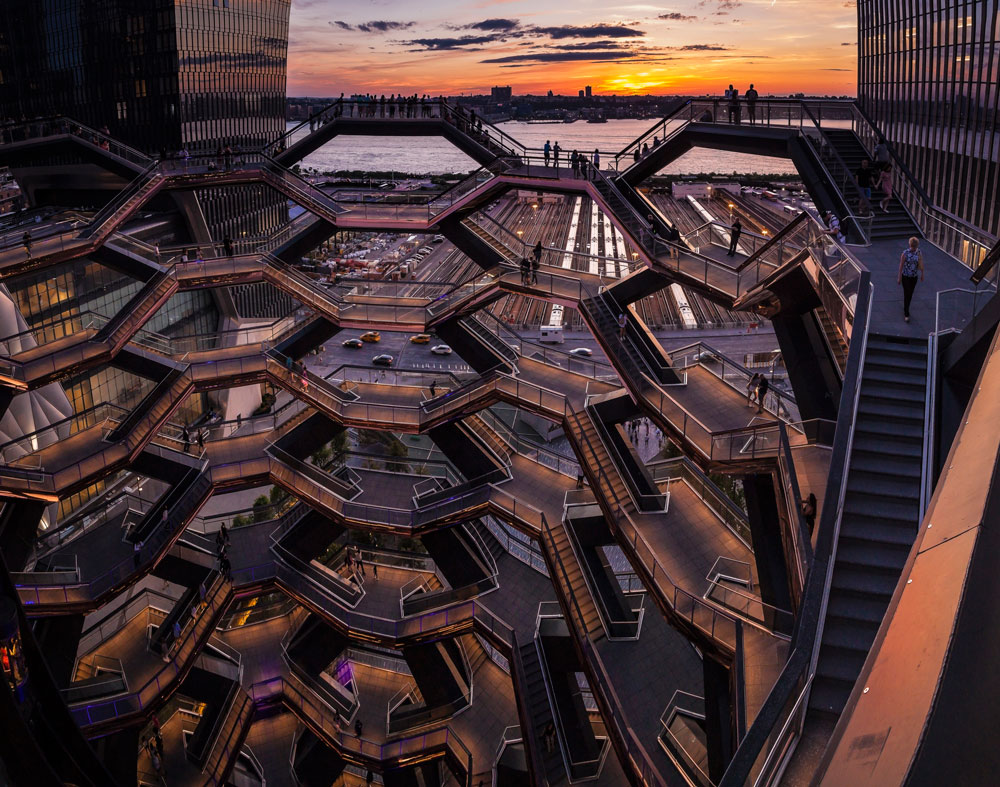 ‘The vessel sunset’ by @rafaelgranados – New York