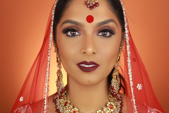 5 Desi Beauty Bloggers You Need To Follow 