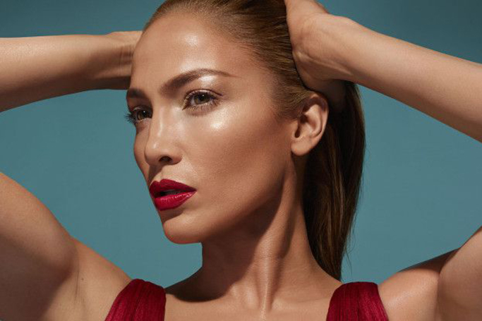 Jennifer Lopez's Makeup Line Will Be Available In The Middle East