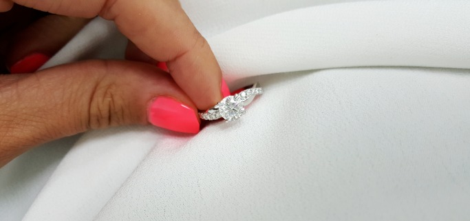 A Man's Guide to Buying Her the Perfect Diamond