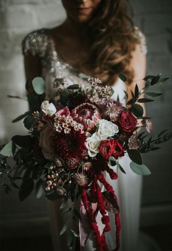 winter wedding flowers winter wedding inspiration in Dubai