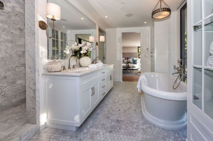 Kendall Jenner West Hollywood House Kendall Jenner West Hollywood House