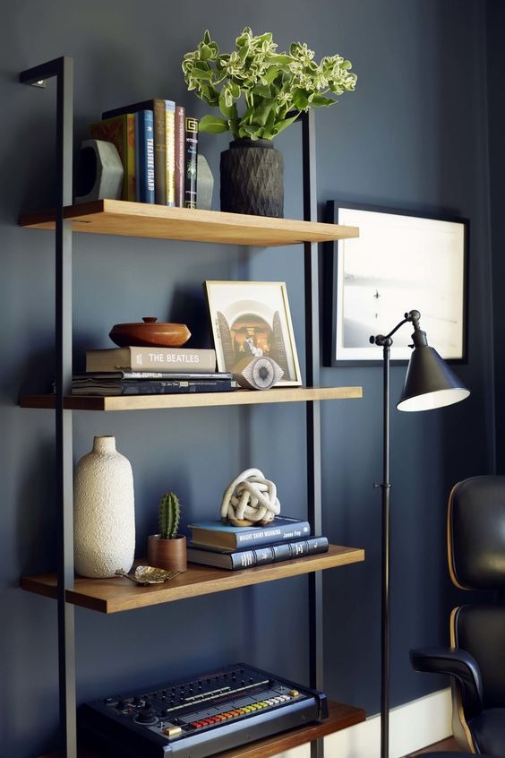 Tips on bookshelf styling 