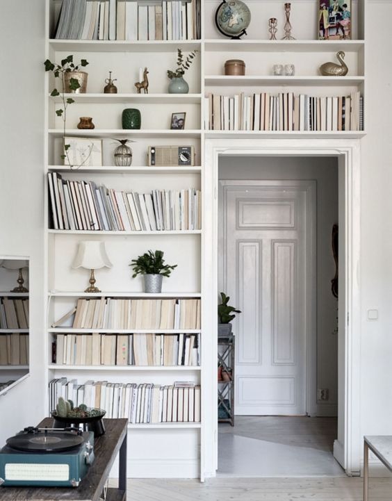 Tips on bookshelf styling Tips on bookshelf styling