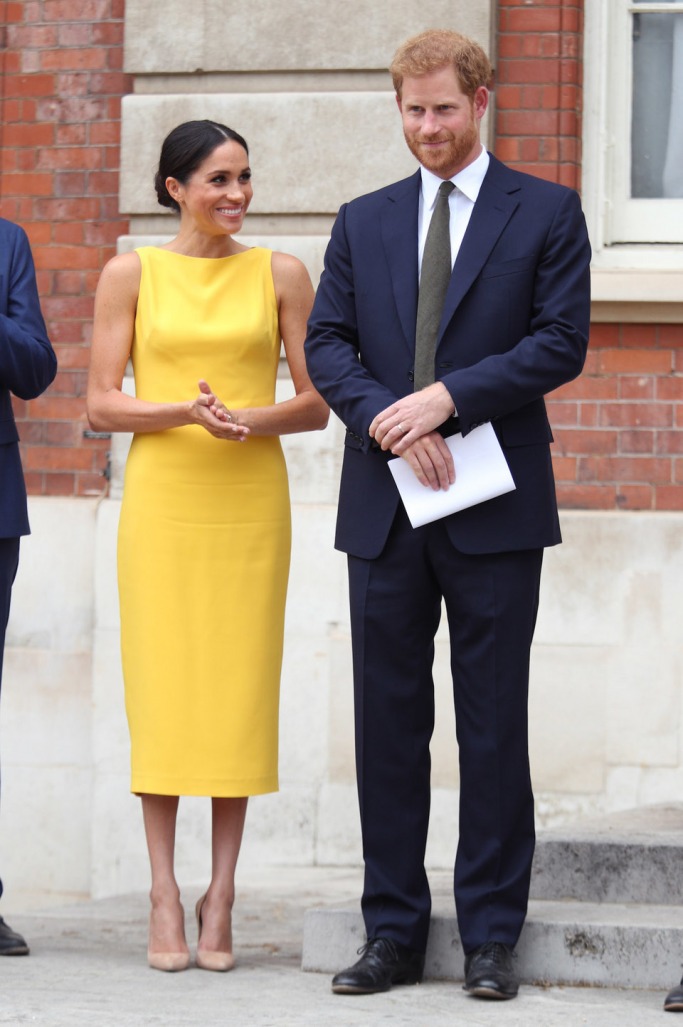 Meghan Markle boat neckline Statement Colour 