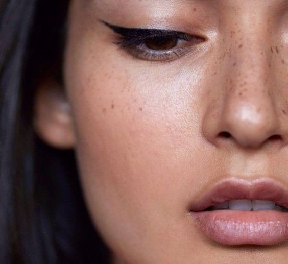 Spring Beauty Trends: The Feline Flick Spring Beauty Trends: The Feline Flick