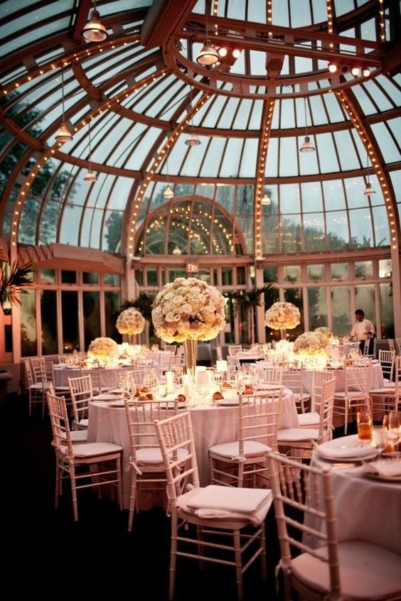Transparent Touches 2018 Wedding Trends