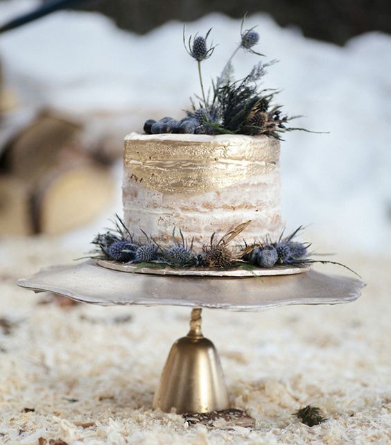 Winter wedding cake winter wedding inspiration in Dubai