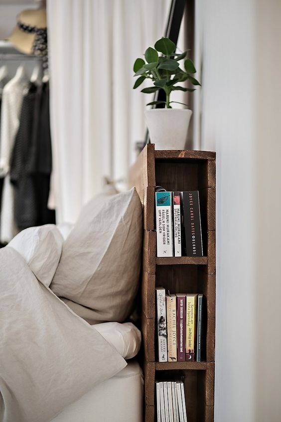 Tips on bookshelf styling 