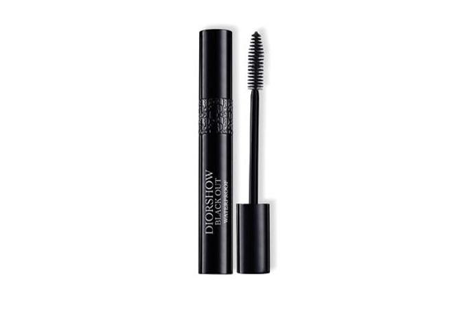 Dior - Diorshow Black Out Waterproof Mascara Dior - Diorshow Black Out Waterproof Mascara