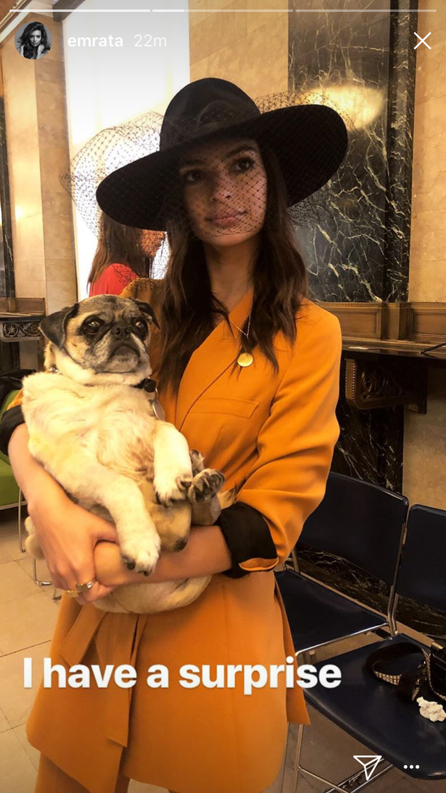 Emily Ratajkowski Got Married In A Zara Suit Emily Ratajkowski Got Married In A Zara Suit