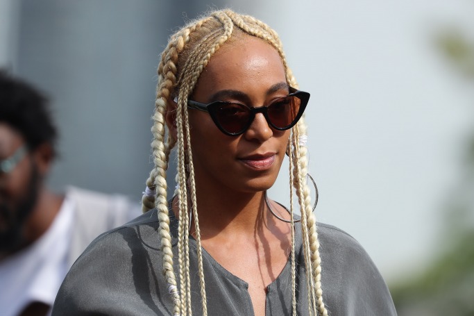Blonde Solange Knowles at NYFW Celebrity hair transformations 2017