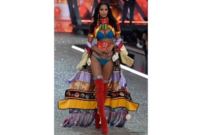 Lais Ribeiro Lais Ribeiro