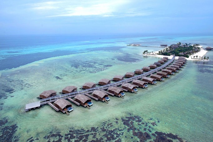The World's First 100% Solar-Powered Luxury Resort The World's First 100% Solar-Powered Luxury Resort