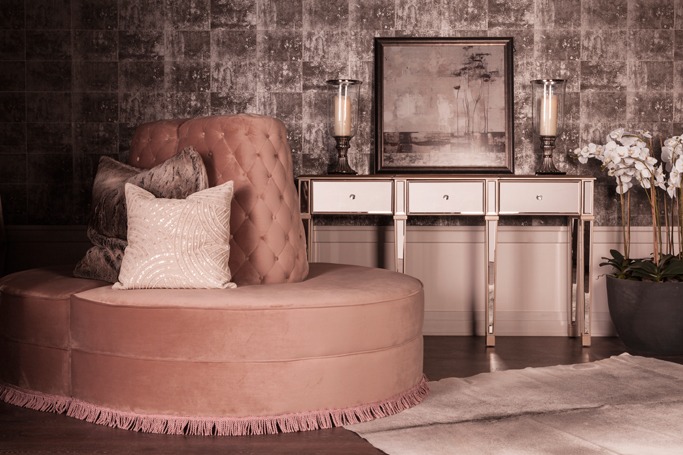 Way to style your living room Way to style your living room