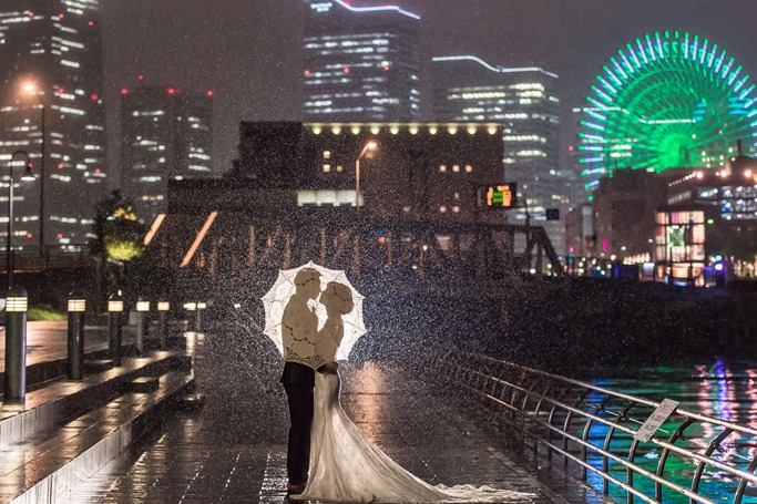 image credit: ispwp.com 15 Stunning Wedding Shots Show Love Knows No Bounds