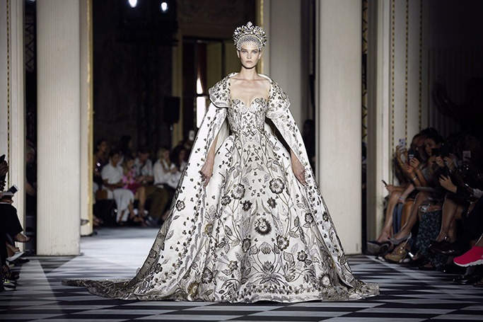 Arab Designers at Paris Couture Week FW18 Arab Designers at Paris Couture Week FW18 6