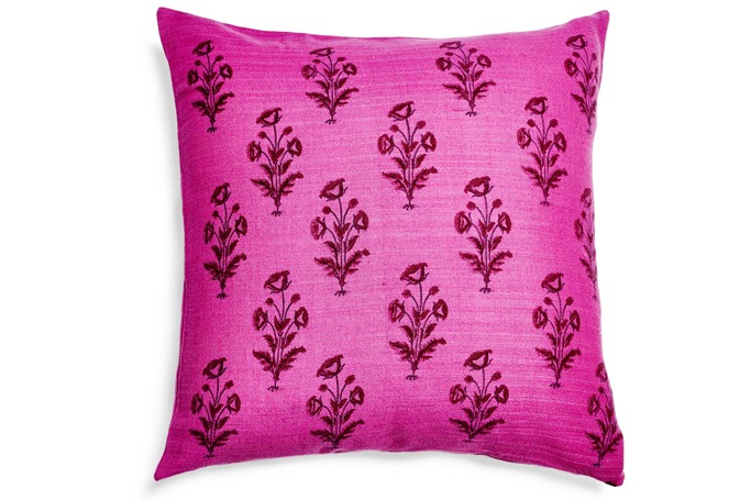 10 Cushions That Will Take Your Couch From Drab To Fab 10 Cushions That Will Take Your Couch From Drab To Fab