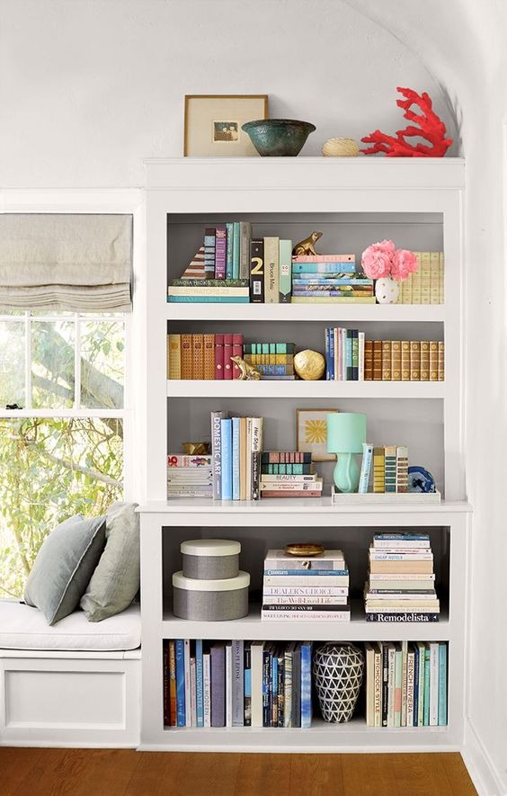 Tips on bookshelf styling Tips on bookshelf styling