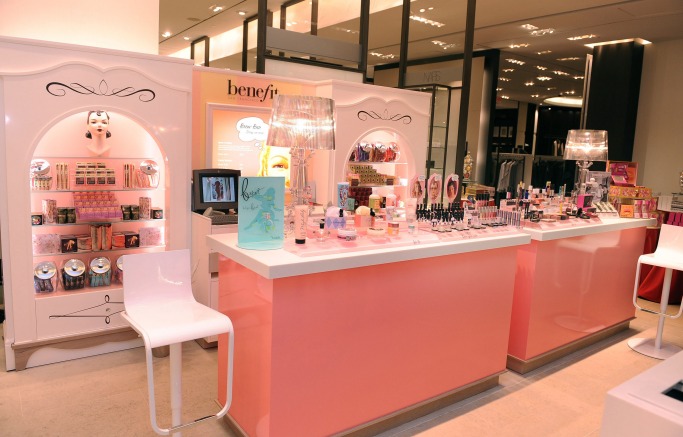 Benefit Brow Bar Benefit Brow Bar