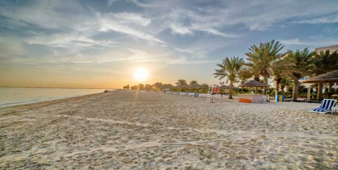 5* Danat Jebel Dhanna Resort Valentine's Day UAE Staycations