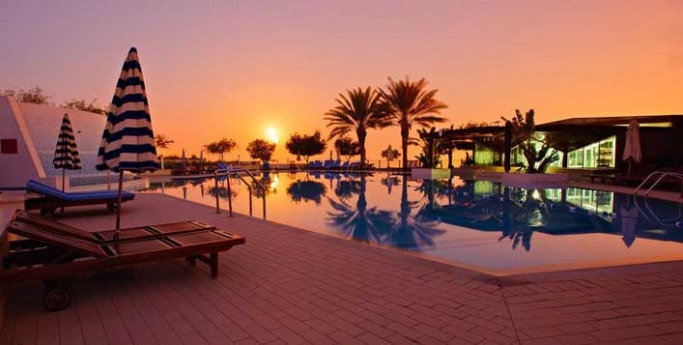 Mercure Grand Hotel Valentine's Day UAE Staycations