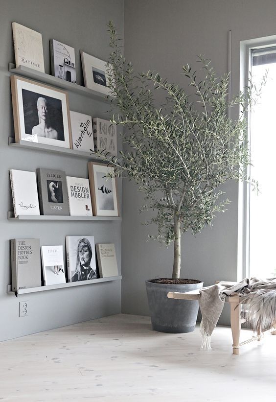 Tips on bookshelf styling Tips on bookshelf styling