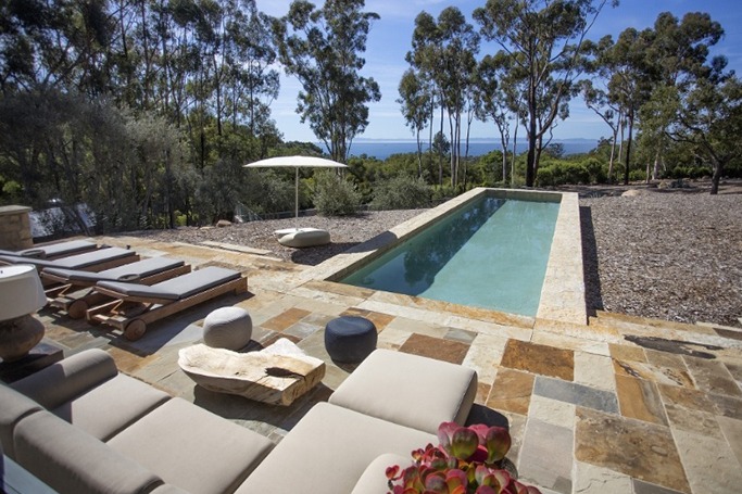 Inside Ellen DeGeneres' Gorgeous $45 Million Home Inside Ellen DeGeneres' Gorgeous $45 Million Home