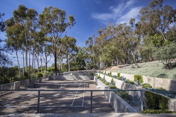 Inside Ellen DeGeneres' Gorgeous $45 Million Home Inside Ellen DeGeneres' Gorgeous $45 Million Home