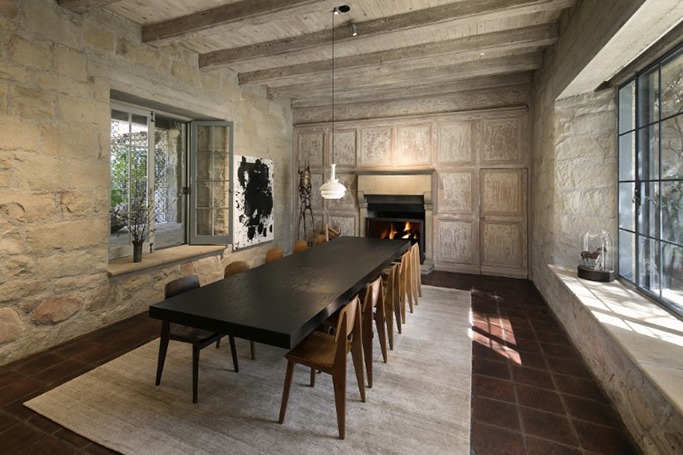 Inside Ellen DeGeneres' Gorgeous $45 Million Home Inside Ellen DeGeneres' Gorgeous $45 Million Home
