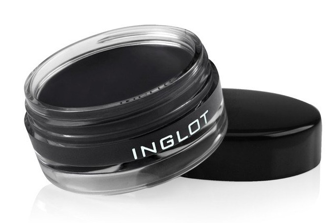 Inglot's gel liner in the shade 77 Inglot's gel liner in the shade 77