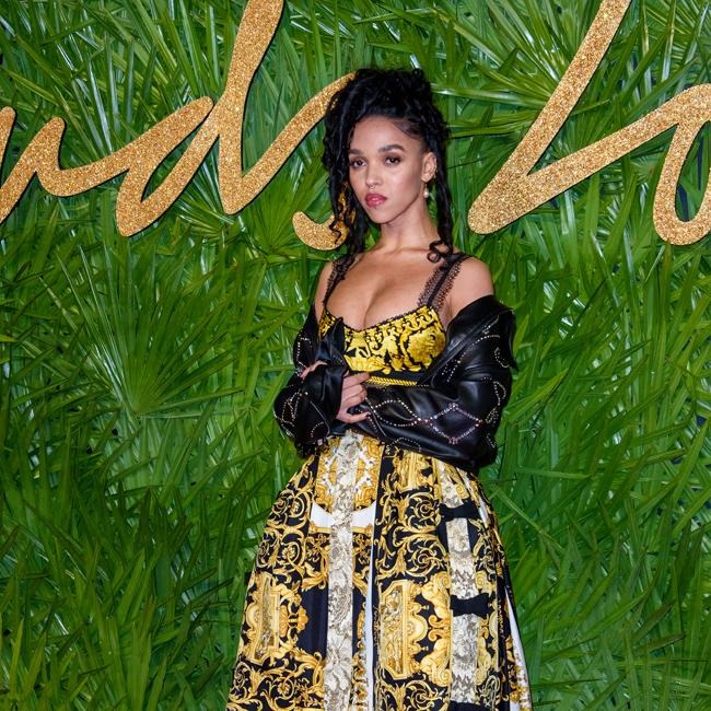 FKA Twigs style FKA Twigs style 1