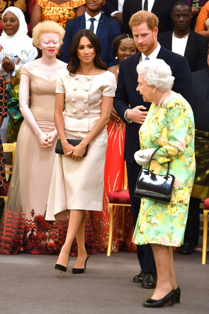 Meghan Markle boat neckline cute as a button