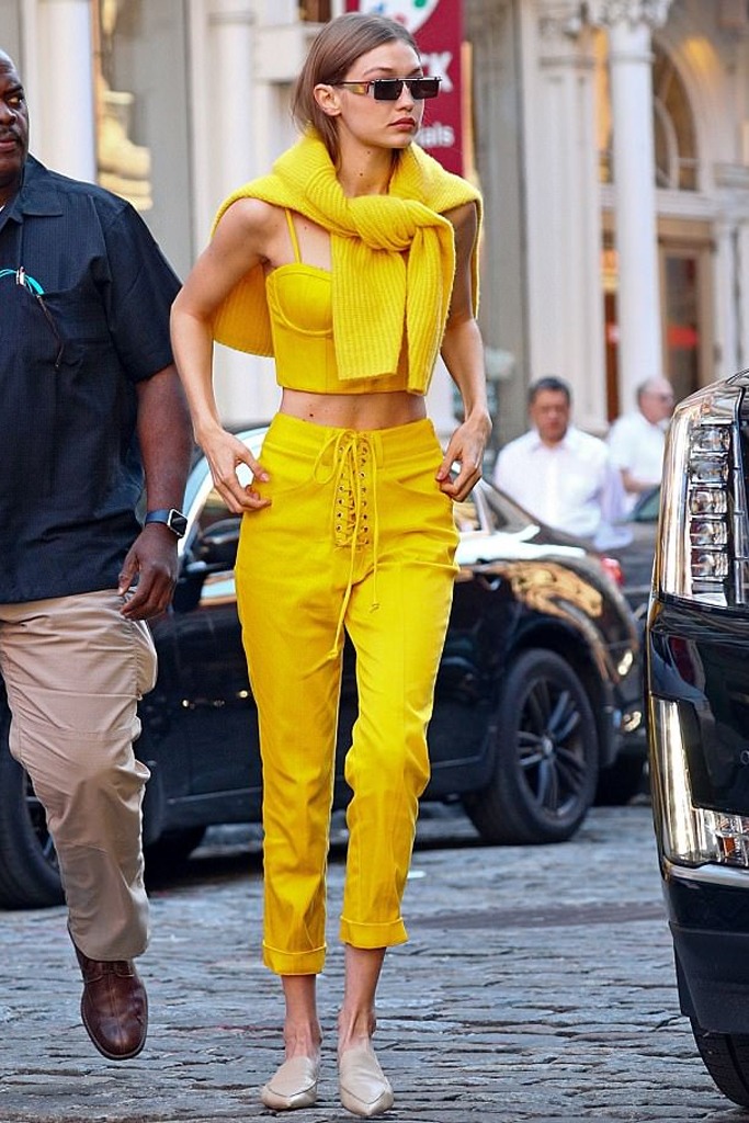 Yay Or Nay: Gigi Hadid In A Blindingly Yellow Outfit Yay Or Nay: Gigi Hadid In A Blindingly Yellow Outfit