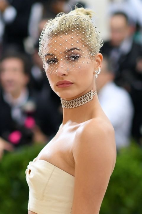 Best Hair & Makeup Looks Spotted At The 2017 MET Gala Best Hair & Makeup Looks Spotted At The 2017 MET Gala