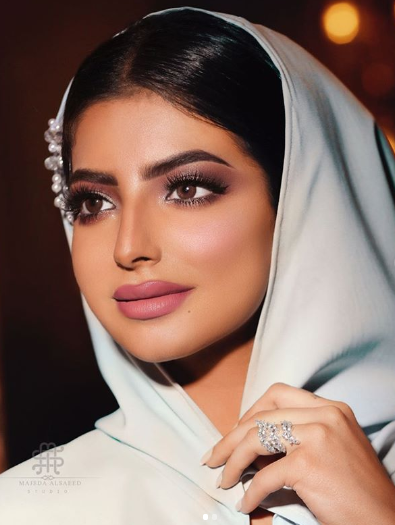 Hameez Binjabi Saudi Makeup Artists 6