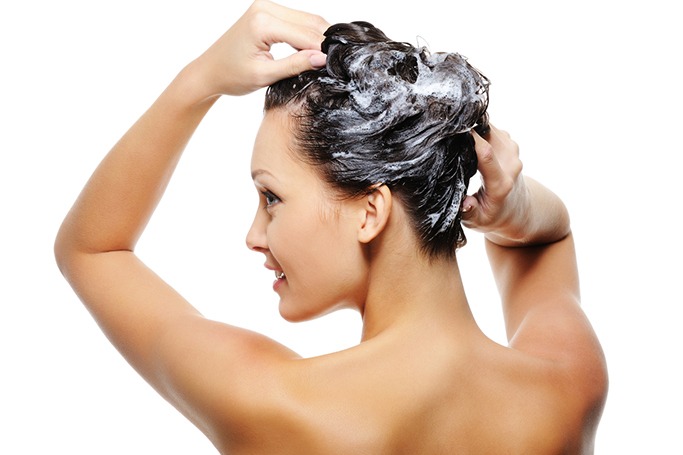 8 Hair Mistakes That Are Ruining Your Hair