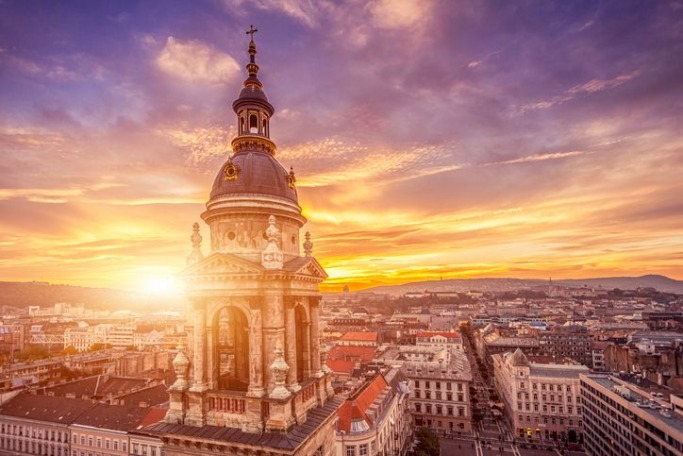 Galentine’s Day Getaways Galentine’s Day Getaways Budapest