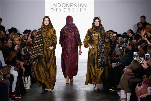 Vivi Zubedi's collection at NYFW Hijab on high fashion runway