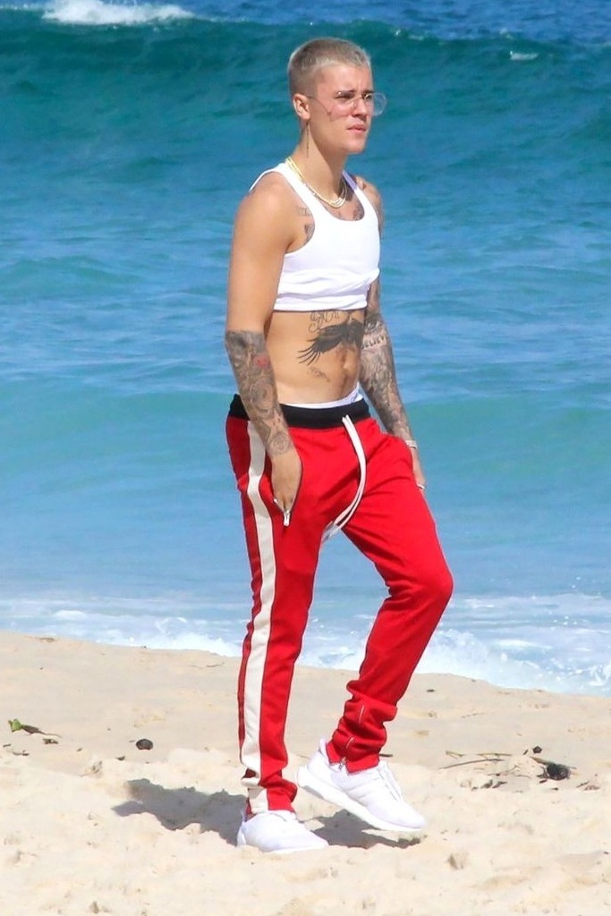 justin bieber crop top