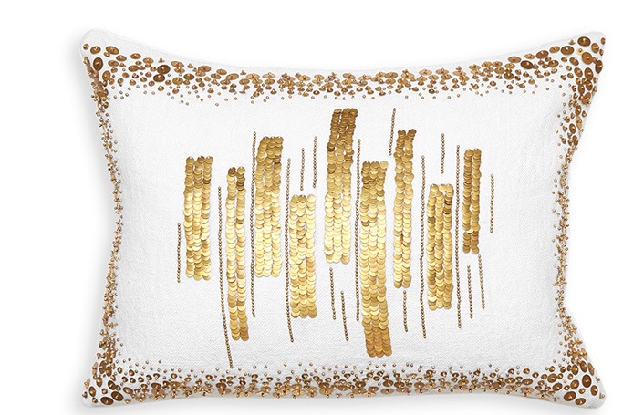 10 Cushions That Will Take Your Couch From Drab To Fab