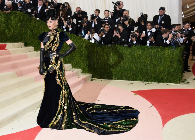 2016 Katy Perry in Prada 2016 Katy Perry in Prada