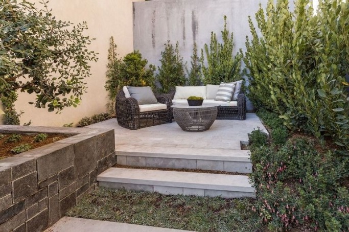 Kendall Jenner West Hollywood House Kendall Jenner West Hollywood House