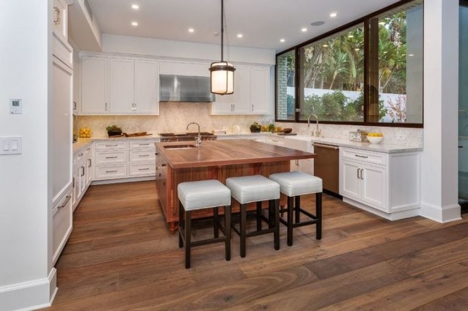 Kendall Jenner West Hollywood House Kendall Jenner West Hollywood House