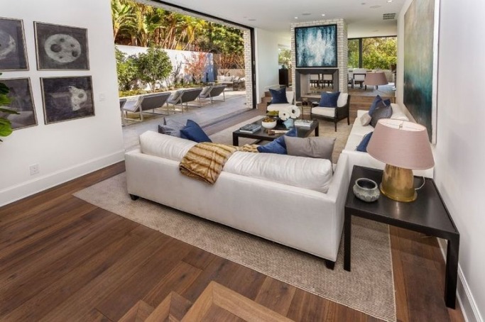 Kendall Jenner West Hollywood House Kendall Jenner West Hollywood House